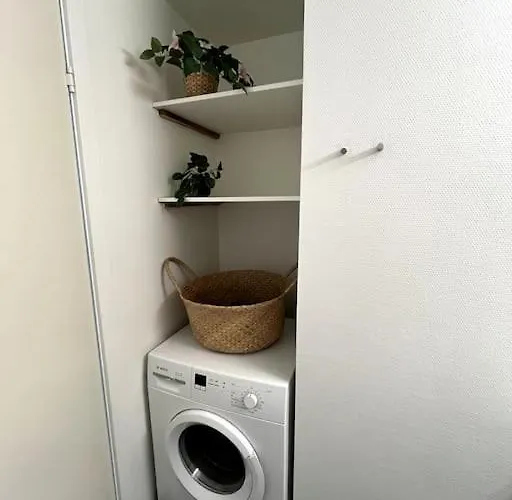 Moderne Lejlighed I Hjertet Af C